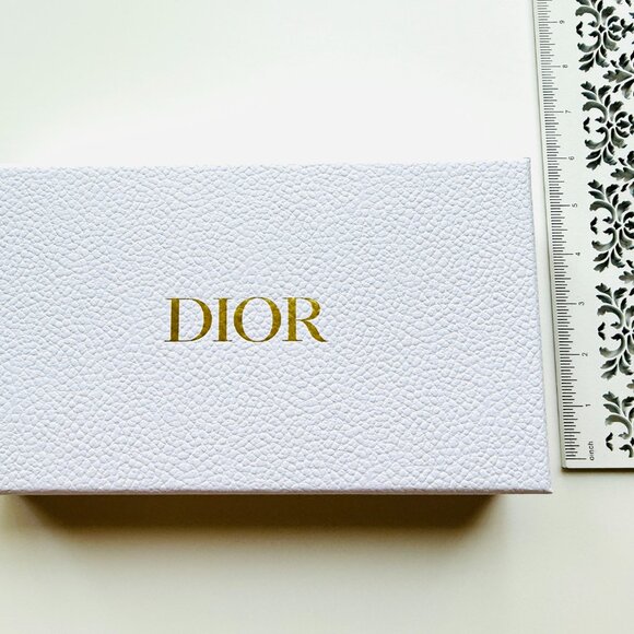 3561 DIOR EXCLUSIVE LIMITED EDITION BAG FABRIC POUCH VIP EXCLUSIVE GIFT - Picture 9 of 10